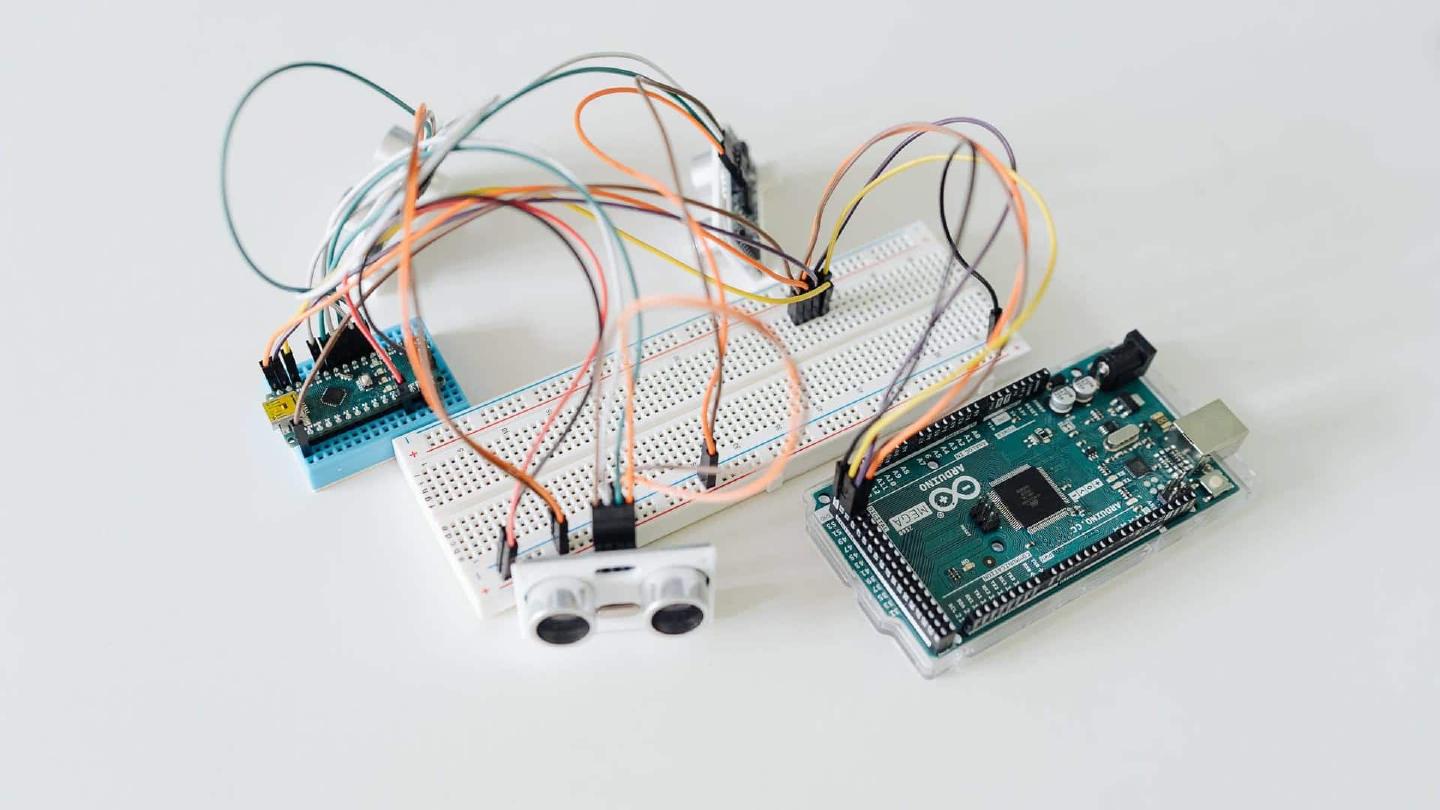 SPI between Arduino Mega2560 (Master) and Arduino Nano (Slave)